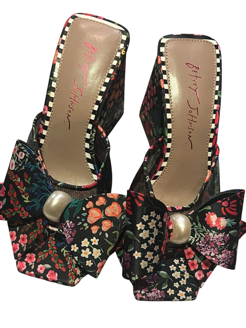 Betsey Johnson Jordan Ditsy Floral Shoes